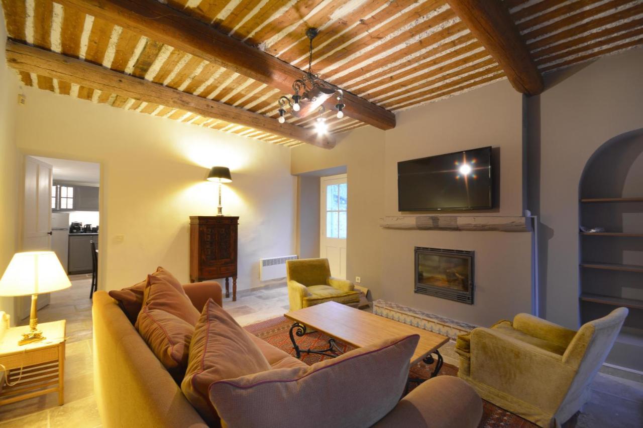 Ancien Mas Du Moulin Bed & Breakfast Eygalieres  Bagian luar foto