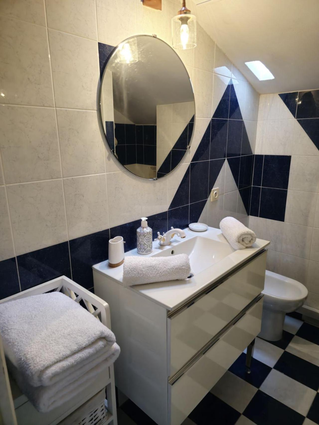 Ancien Mas Du Moulin Bed & Breakfast Eygalieres  Bagian luar foto