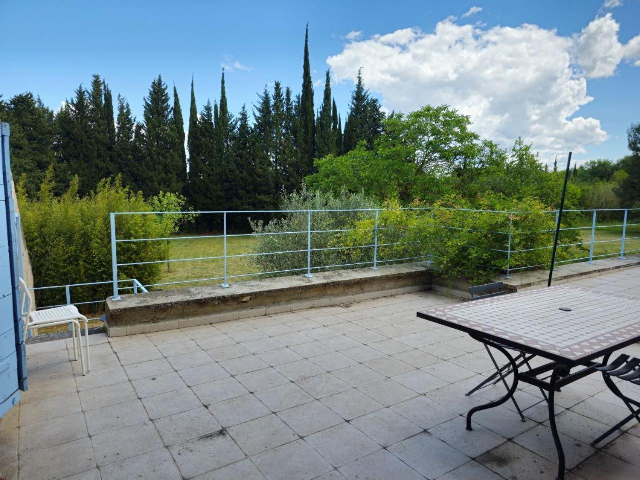 Ancien Mas Du Moulin Bed & Breakfast Eygalieres  Bagian luar foto