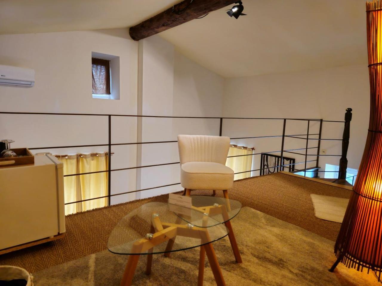 Ancien Mas Du Moulin Bed & Breakfast Eygalieres  Bagian luar foto